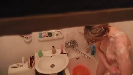 shower Step mom