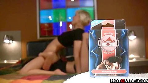 Alternative lesbians close up pussy pleasing