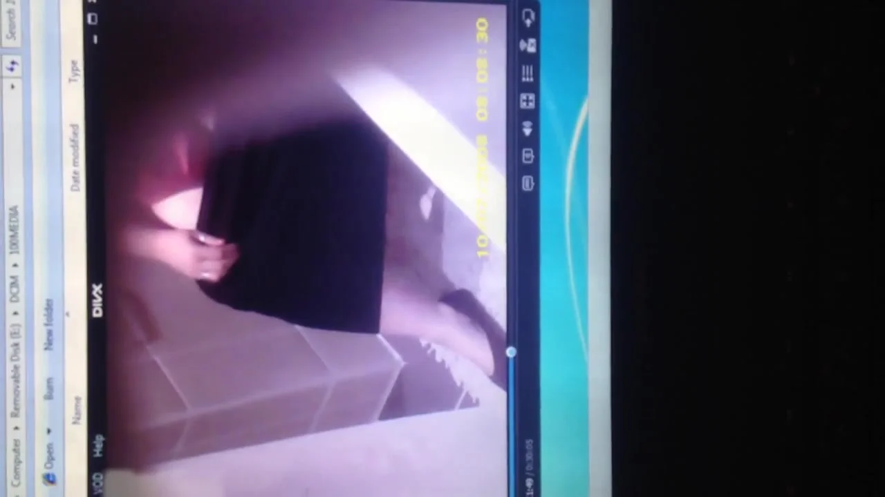Fatty on toilet not good view