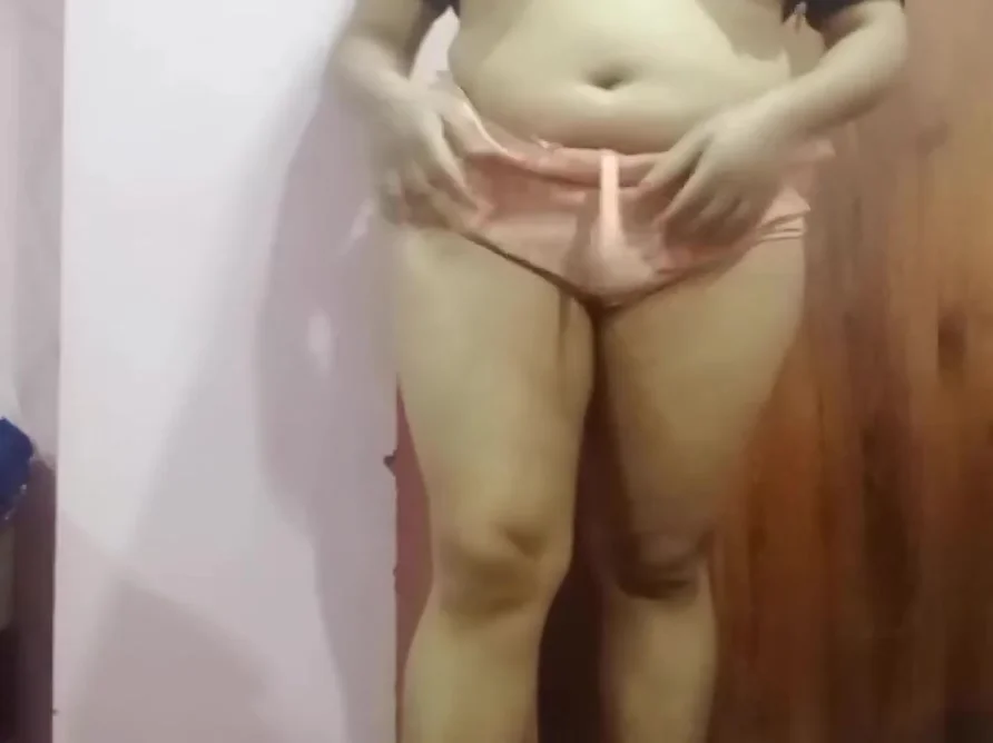 teen 18+ Girl Squirt First Time