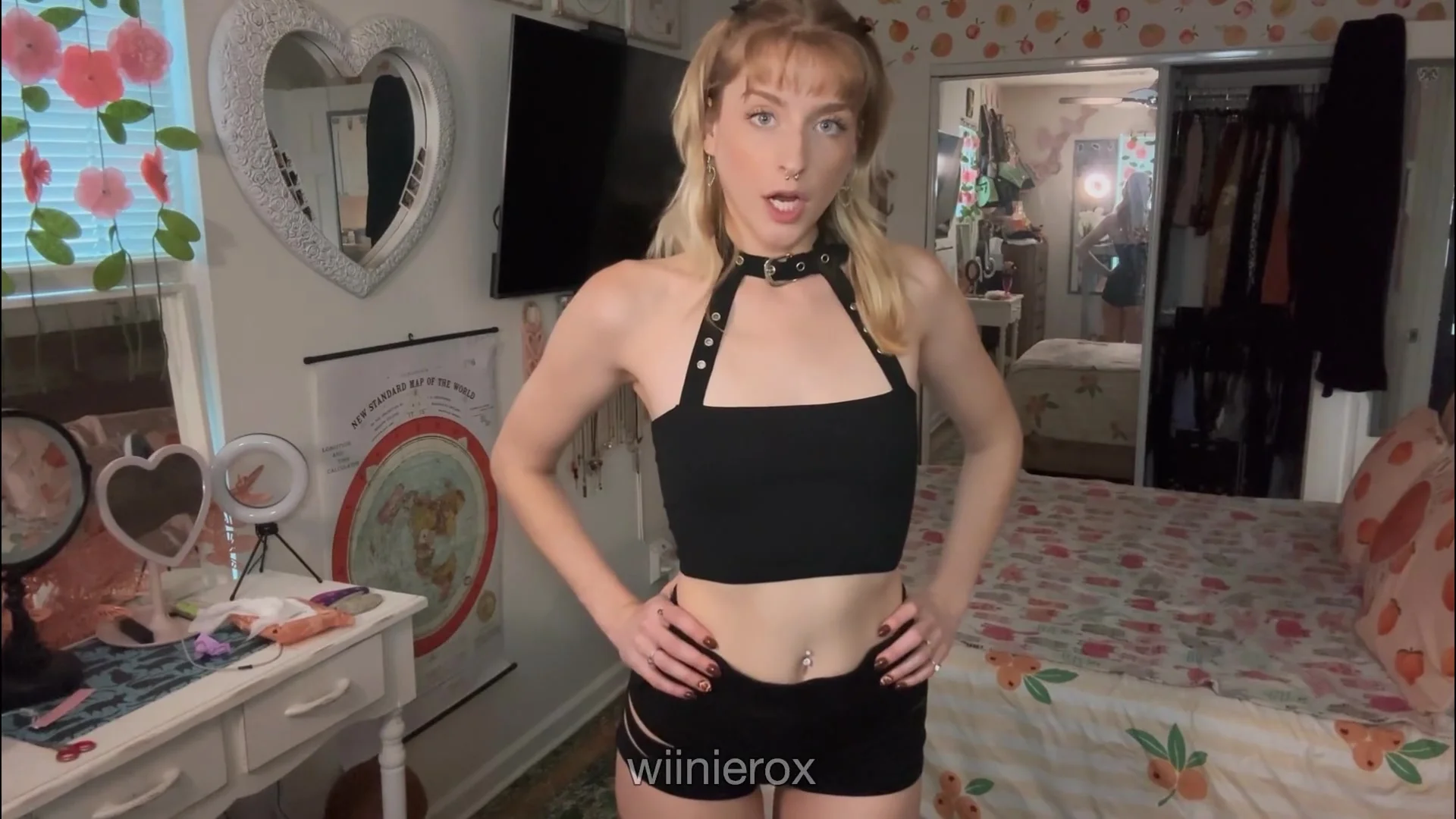 Hot Step mommy In Step mommy Wiinierox Makes You Daddys Bitch With Virtual Kissing & Cei