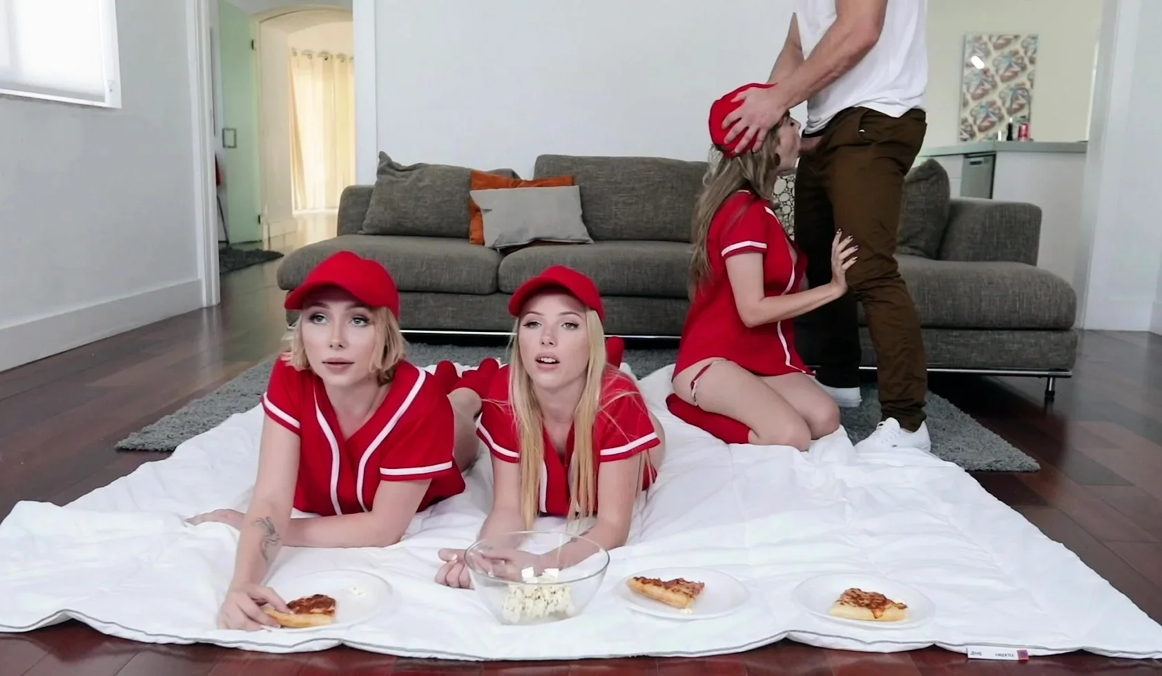 Real amateur college teens sex party hardcore suck and fuck