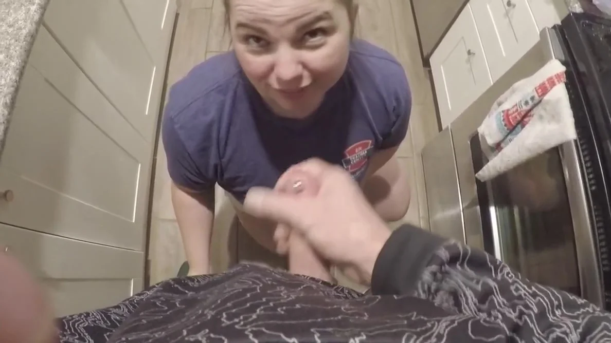 wife cooks and sucks dick