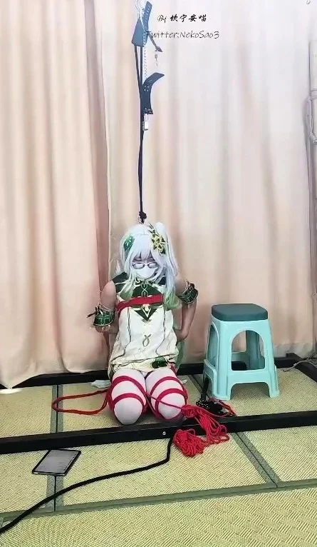 cosplay bondage