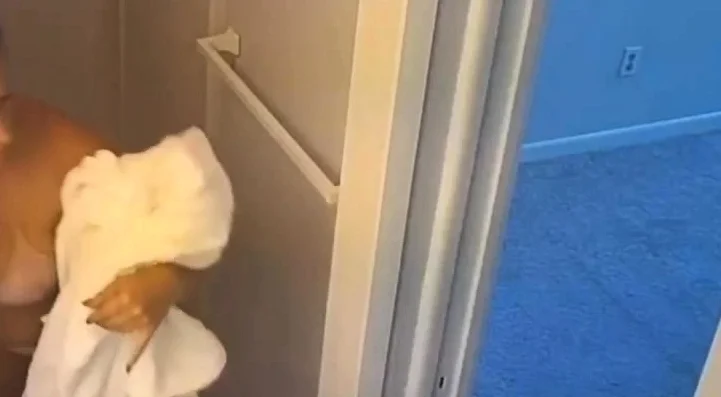 My Niece big tits Nicole spied in her bathroom