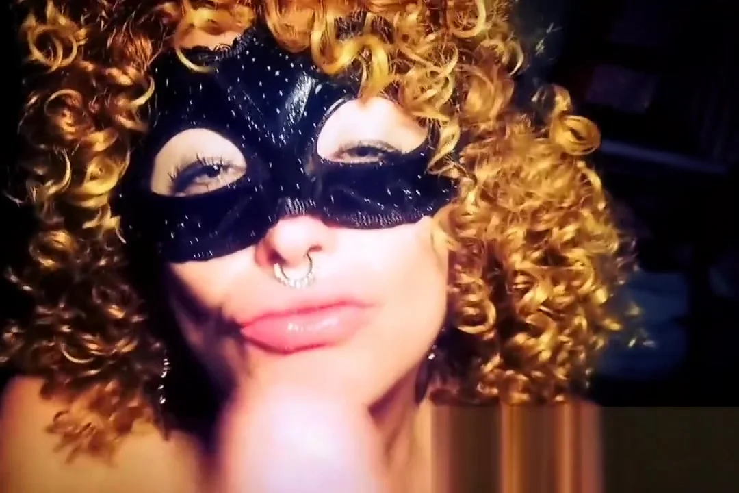 Amateur Milf Blowjob Cum on Face- Retro Curly Perm- Blakely Night