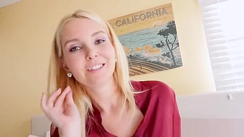 Hot MILF wants to fill her hairy pussy