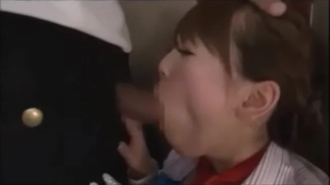 Busty Hitomi Tanaka gives blowjob in crowded elevator