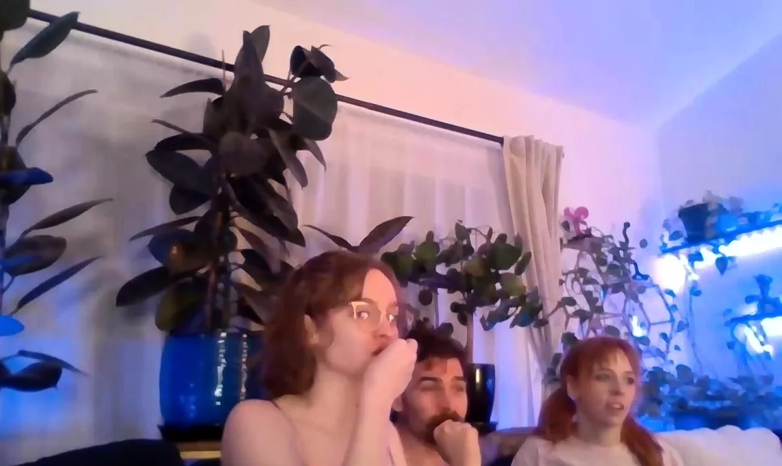 Amateur party college ffm threesome