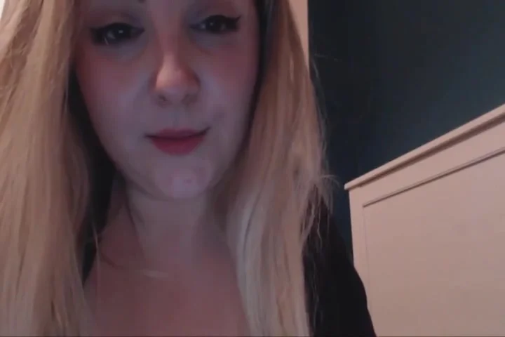Bedtime Ritual With Busty Blonde Not Step mom