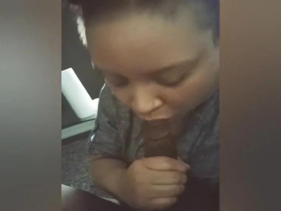 Lightskin Tinder BBW Giving Amazing Sloppy Toppy to BBC (BJ)