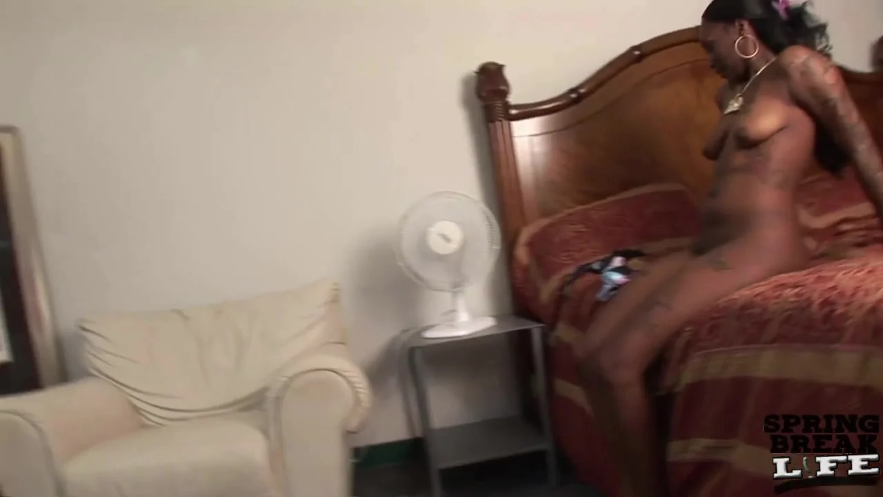 Sexy Black Girl Does her First Naked Video