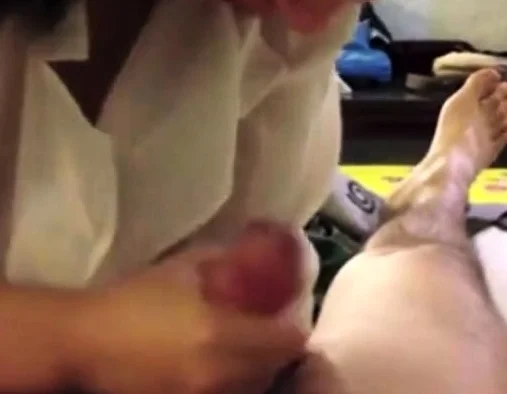 Chinese Amateur MILF Blowjob