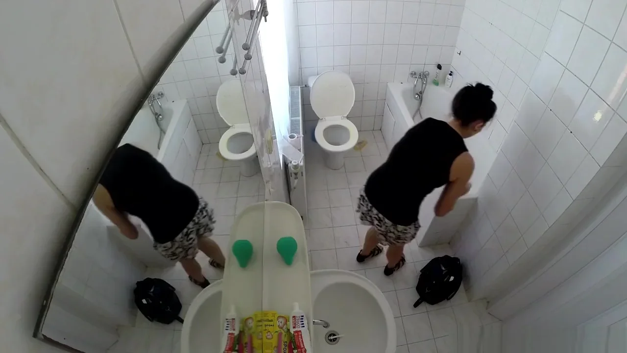 girl shower Porn toilet