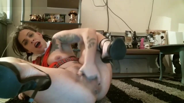 Wild teen 18+ Monster Dildo Fisting Orgasm Cumming Homemade Amateur Bald Pussy XXX