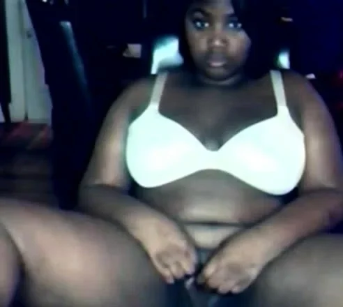 Teen Ebony Babe in Webcam - negrofloripa
