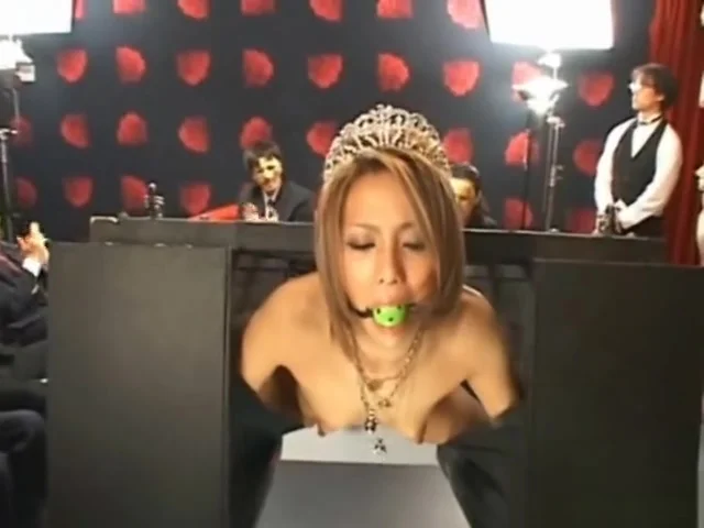 Japanese AV Model has cum dripping out