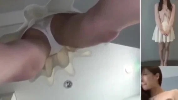 Upskirt of Japanese ladies