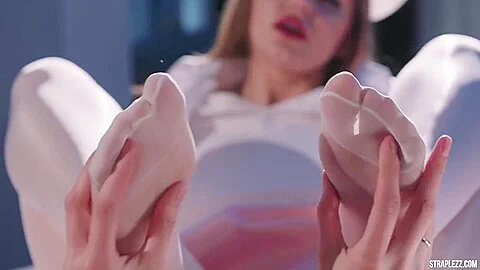 Merry Pie And Mia Medical - Futanari Miracle