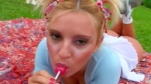 Kinky Portuguese Teen Enjoys A Huge Day In A Sunny Day