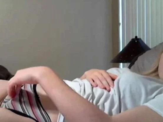 Sweet Girl masturbates