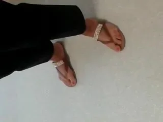Public Feet 138