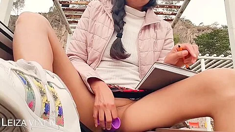 I Masturbate On A Park Bench And Finish With A Squirt