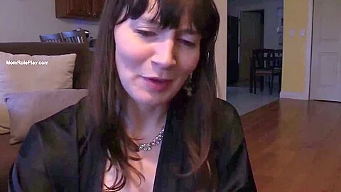 Bettie Bondage In Home For The Holidays With Mom