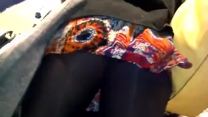UPSKIRT PANTYHOSE