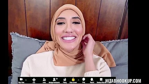 Chloe Amour - Muslim Lady Has Her First Blind Date