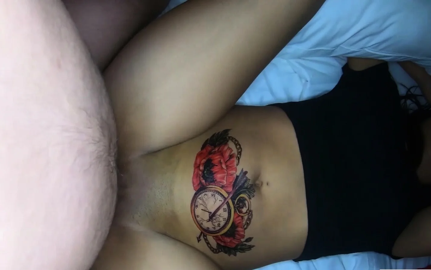 Guy fucked Thai teens pretty tight pussy