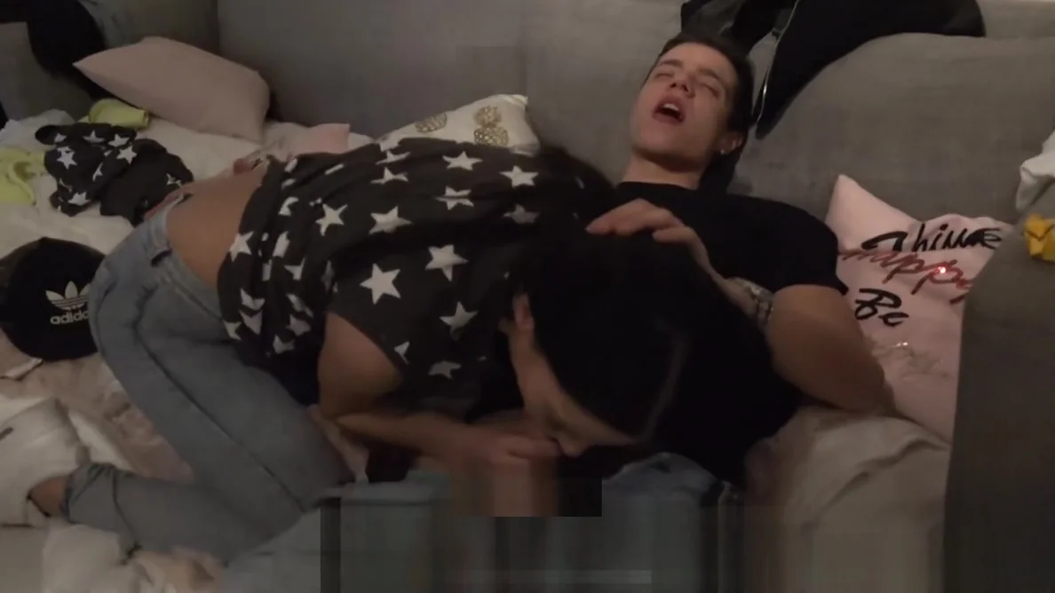 Unbeliavable 100% Czech Fake twins Fuck Stranger