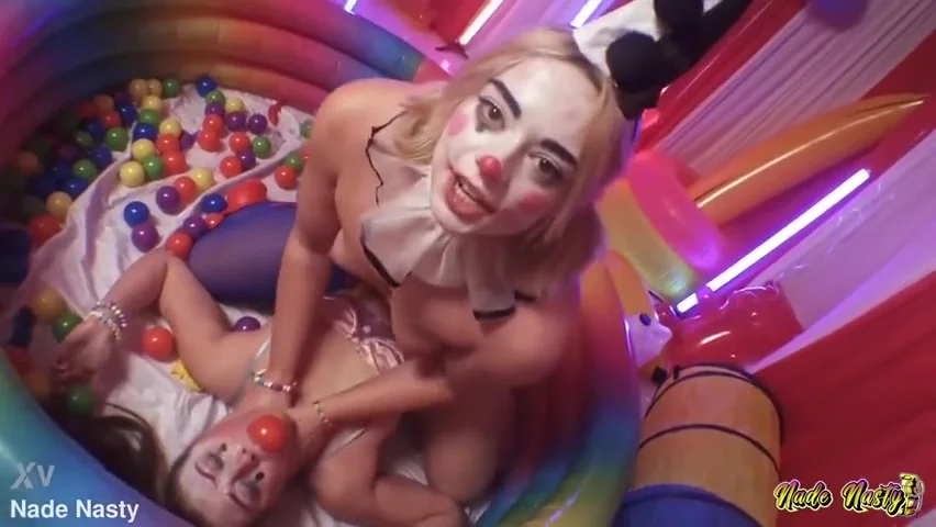 Xvideosred - Gia Derza And Sophia Burns - Clown Town Anal Circus