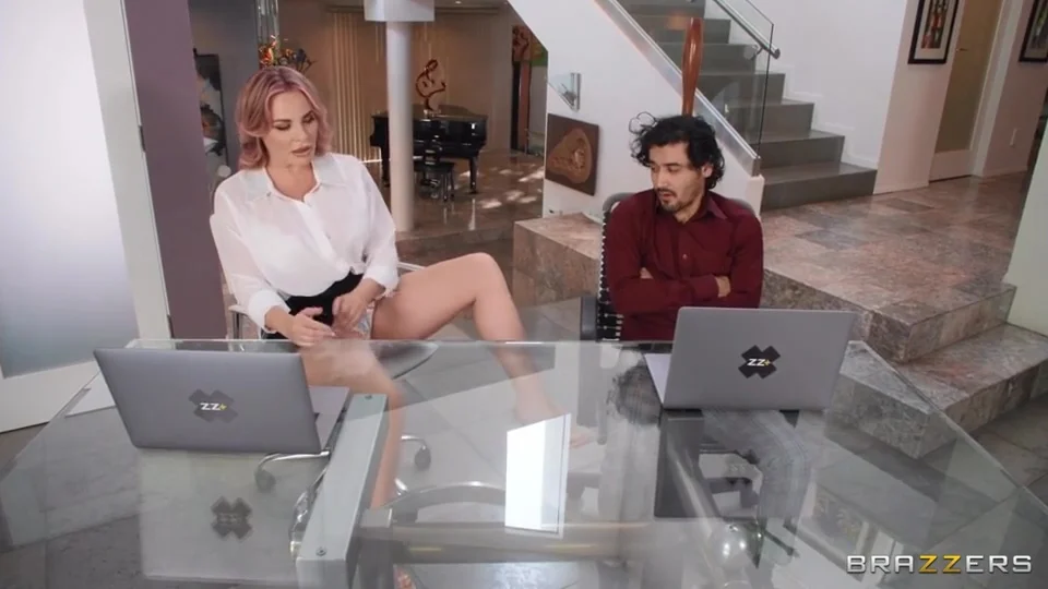 Deviant Cougar Dana Dearmond Crazy Hardcore Video