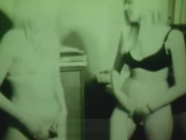 Two Sexy Girlfriends Share a Cock (1960s Vintage)