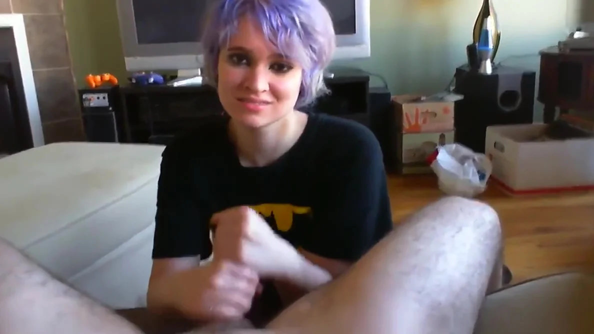 Amateurs Handjob