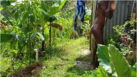 Black Beauty Sun Bathing In Public & Showering Outdoors In Paradise - No Face Girl