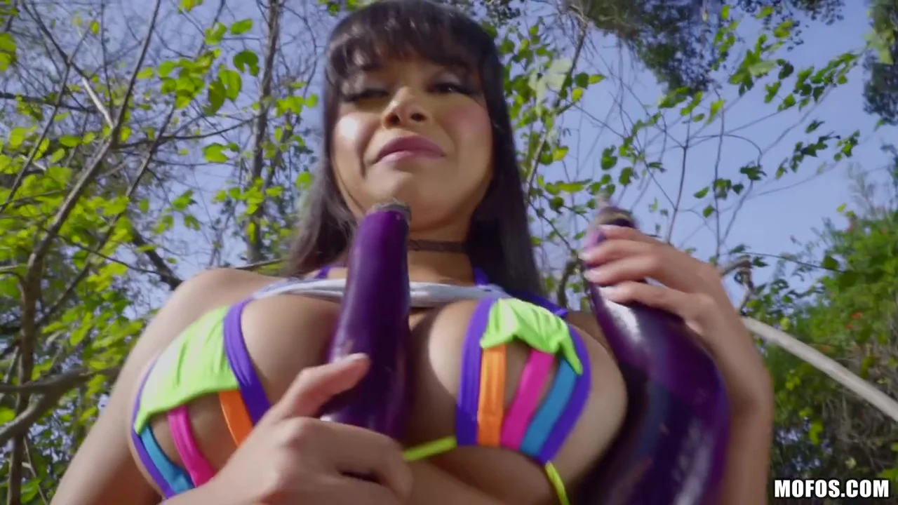 Garden Salad 1 - Aryana Amatista