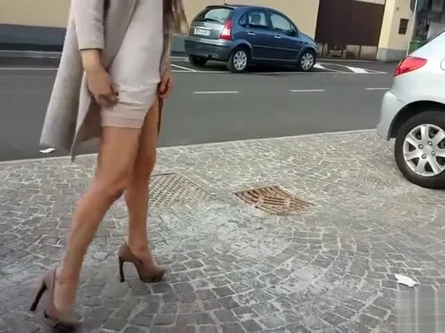 Wife in a short dress finally exposes her twat