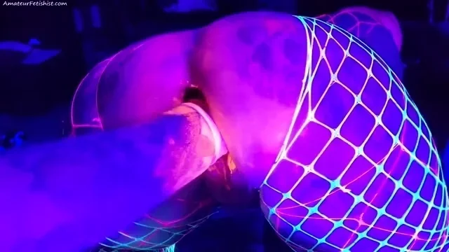 SashaLynne UV boygirl fisting toyfucking anal pussy DP