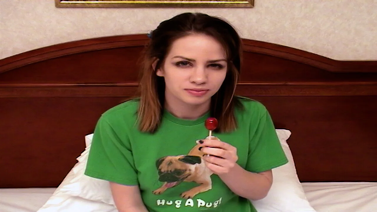teen 18+ Porn Newbie Pushes a Lollipop in Her Pussy