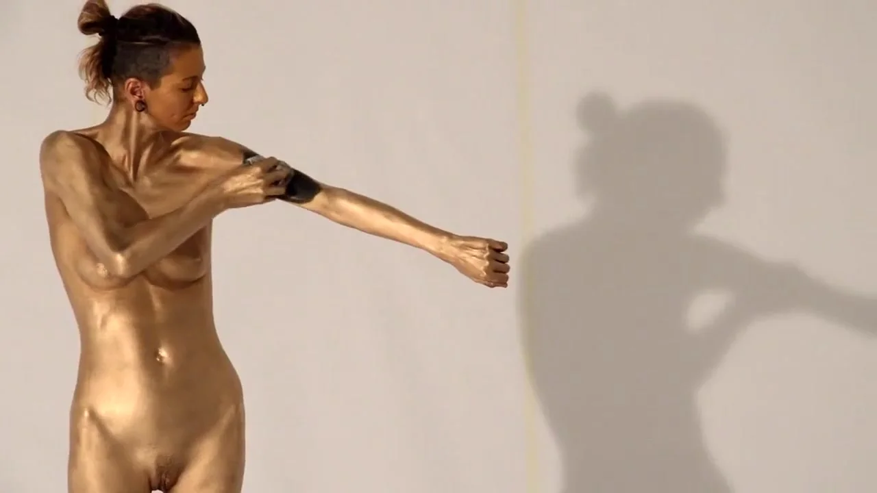 Naked on Stage-87 N8