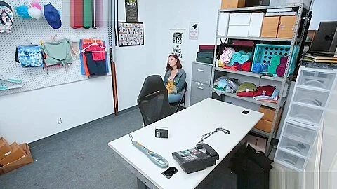 Shoplifting Mylf Sovereign Syre must fuck for freedom
