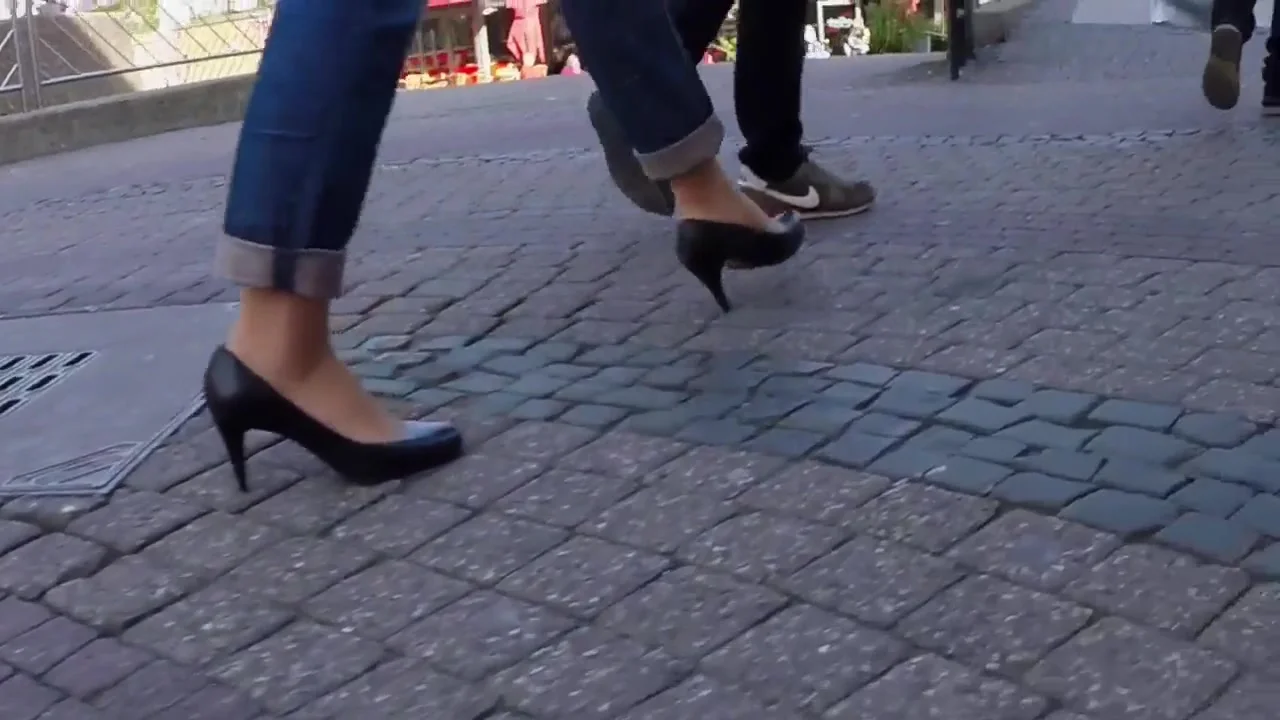Public City Feet & Shoes
