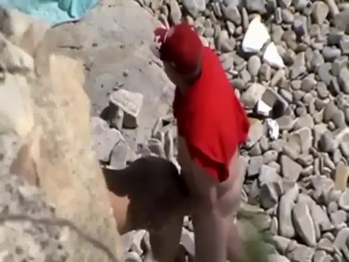 Older guy gets a blowjob and fucks her