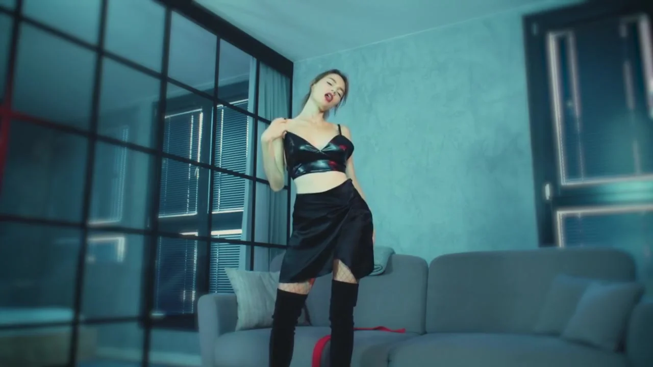 Polish Escort Joplum Striptease And Tease To Be Used