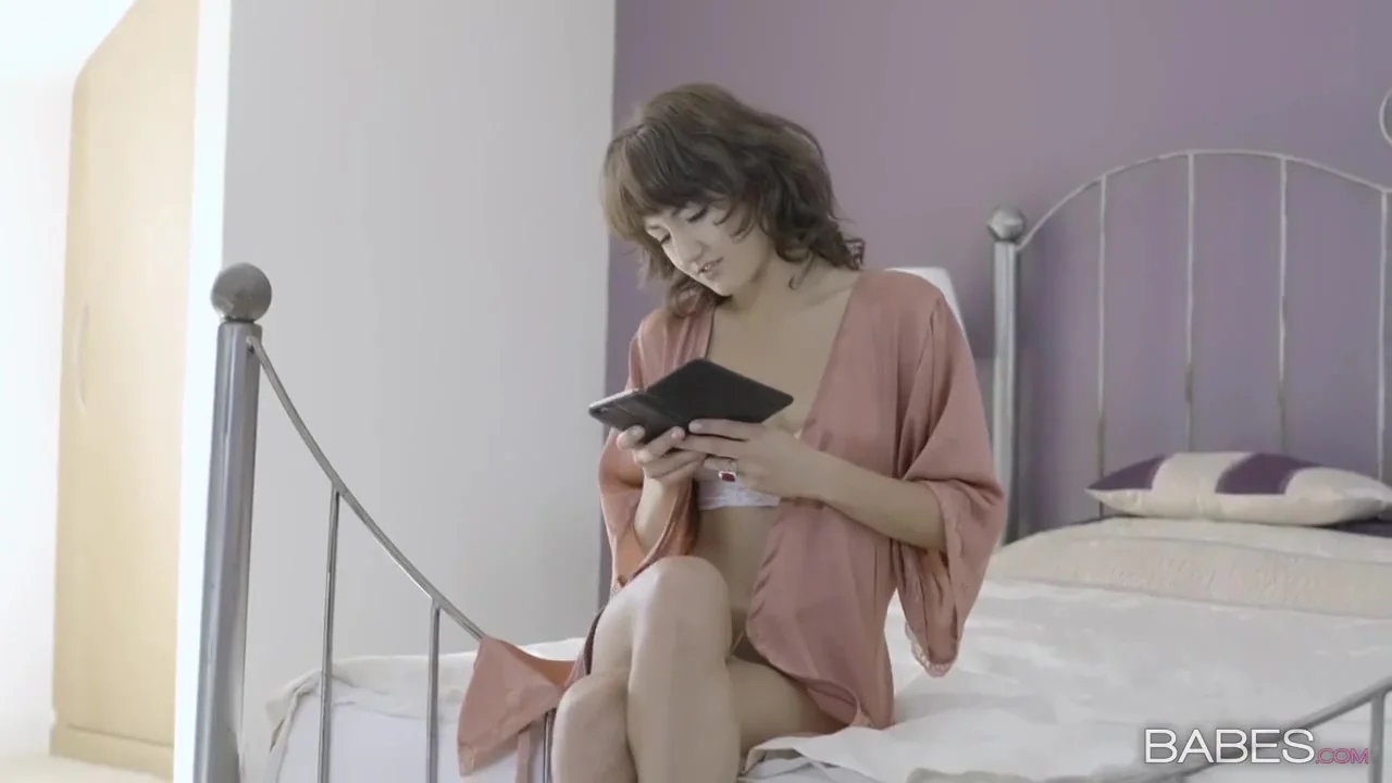 Stunning Young Slut Alluring Porn Clip