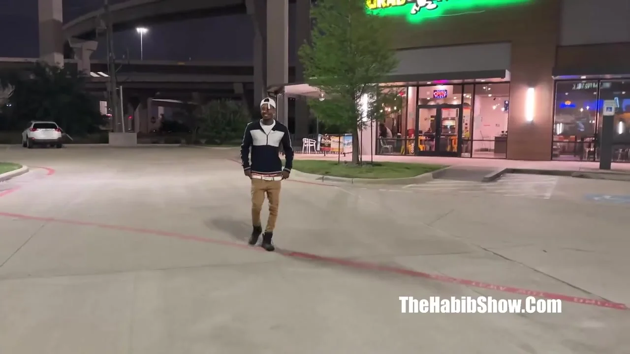 ambitious booty is wild asf thick texas freak back ready for pimpin in ah bonnet