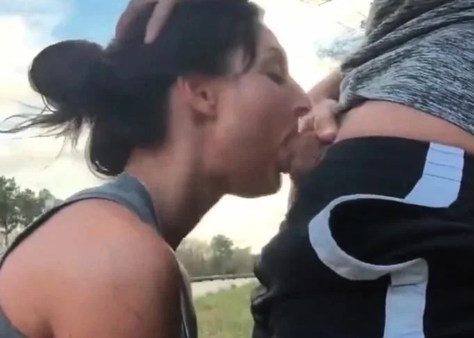 GF Sucks and Swallows Outside - Amazing Amateur Blowjob