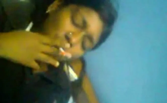 Desi girl smoking and giving blowjob